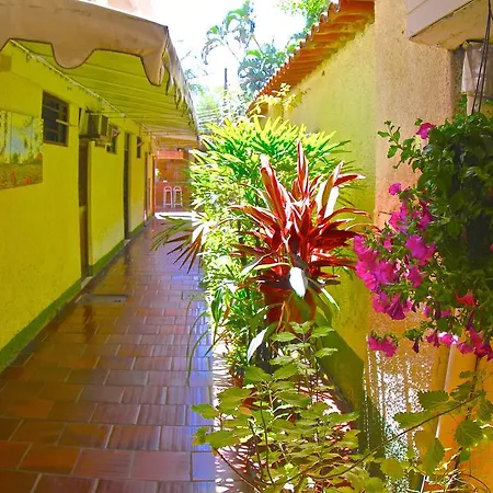 Hostel E Pousada Barra Da Tijuca-2